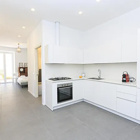 아파트 Iflat Rosy